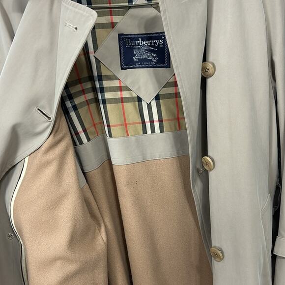 Burberry Long Waterloo Heritage Trench Coat size 12 petite - Picture 9 of 14